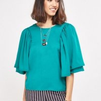 Зелена блуза с буфан ръкав, снимка 1 - Корсети, бюстиета, топове - 34778620