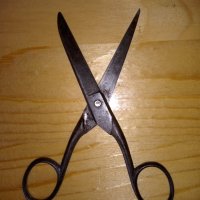 Малка стара ножица Solingen, снимка 2 - Фризьорски принадлежности - 35845125