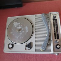 Vintage  Aiwa P -172 ,3 Band Radio Phonograph 1966's, снимка 7 - Радиокасетофони, транзистори - 35959182