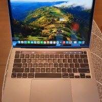 Apple Macbook pro 13’ m1 8gb/256gb, снимка 5 - Лаптопи за работа - 44700256