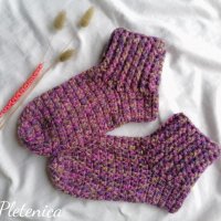 Плетени чорапки Ръчна изработка, снимка 1 - Дамски чорапи - 34248259