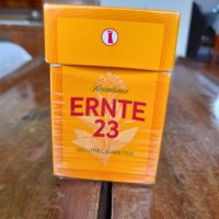 Стара кутия от цигари Ernte 23, снимка 1 - Колекции - 42157308