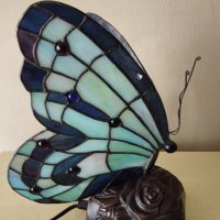 Настолна лампа тифани-пеперуда, снимка 2 - Настолни лампи - 41796947