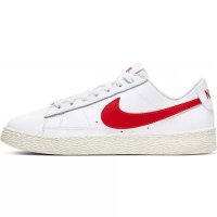 Дамски кецове Nike Blazer Low, снимка 1 - Кецове - 41205744