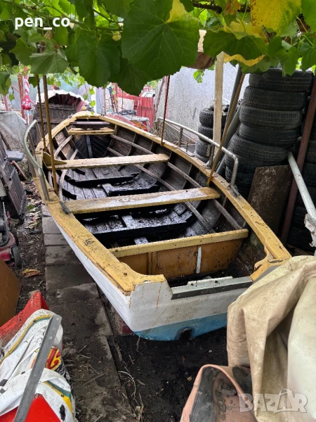 Дървена Рибарска лодка 4.85,регистрирана.Става и за декорация., снимка 1