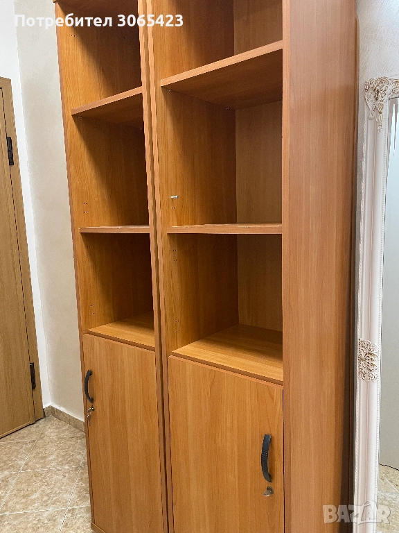 Офис мебели - шкаф (2 бр.) - Пловдив център, снимка 1