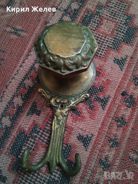 Стара бронзова закачалка 25895, снимка 1