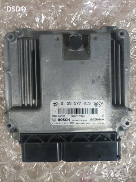 Компютър двигател / ECU 55577619 0281017453 за Opel Insignia 2.0 CDTI, снимка 1
