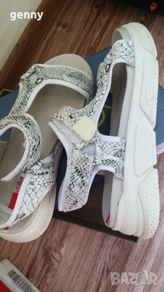 St Oliver,  40 н., уникален модел,  като нови , снимка 1