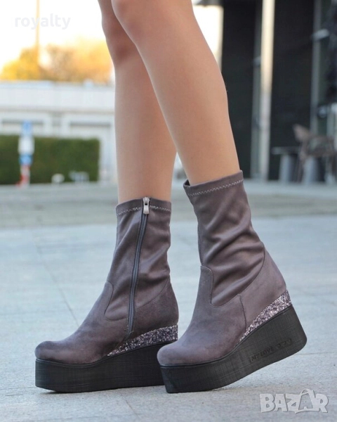 Боти на платформа - сив велур с бронз брокат и черно ходило, снимка 1