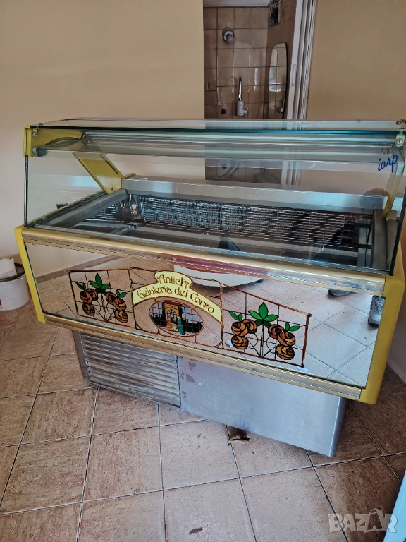 Хладилни витрини, снимка 1