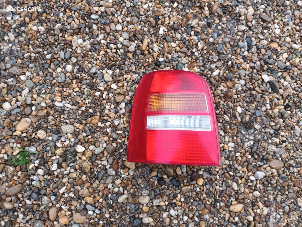 ляв стоп за ауди а4 б5 фейслифт комби AUDI A4 B5 FACELIFT, снимка 1