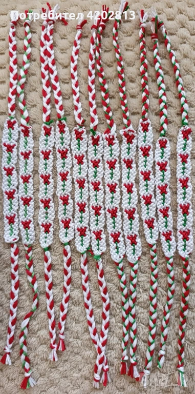 Ръчна изработка . Гривни " Лалета " тип макраме от памучни конци , снимка 1