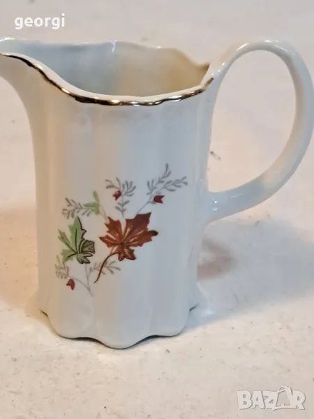 българска порцеланова каничка за мляко дъбов лист  Разград    20/2, снимка 1