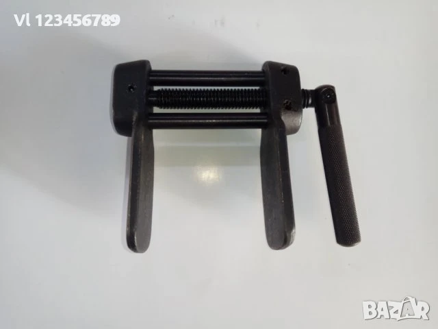 Скоба за прибиране на спирачни дискове, снимка 1