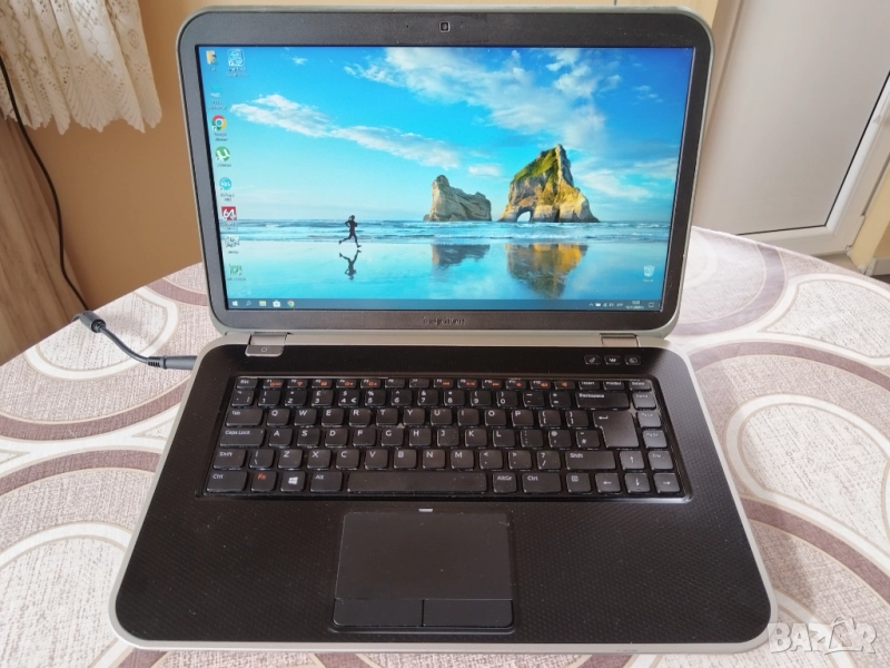 Лаптоп Dell Inspiron 7520, снимка 1