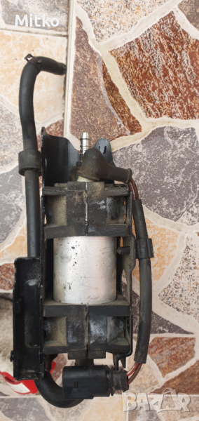 Горивна помпа Ауди А3 2.0тди 2010г., снимка 1