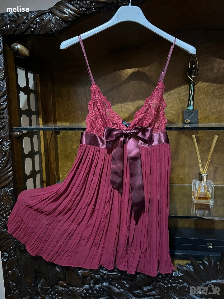 Victoria’s Secret нощница, снимка 1