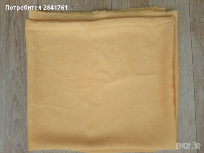 Плат  патешко жълто, снимка 1