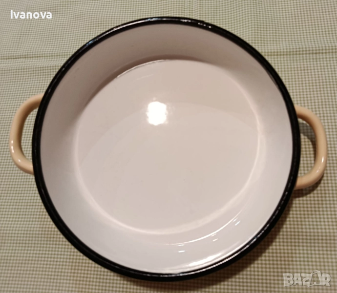 Малка емайлирана българска тавичка с дръжки, снимка 1