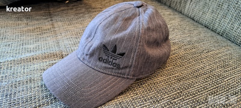 Adidas шапка с козирка оригинал, снимка 1