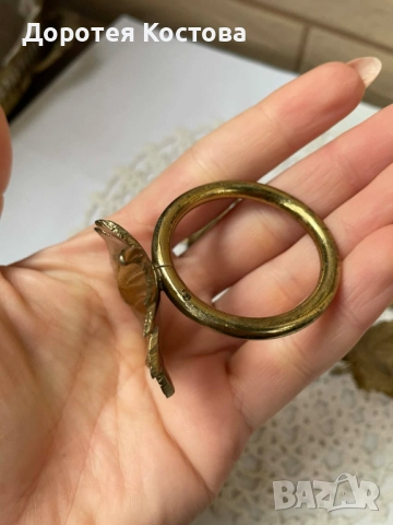 Красиви месингови пръстени за текстилни салфетки от Англия във формата на листа, 4 бр, снимка 7 - Аксесоари за кухня - 52666481