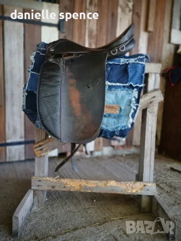 Black English saddle size 16", снимка 3 - Други спортове - 56041709