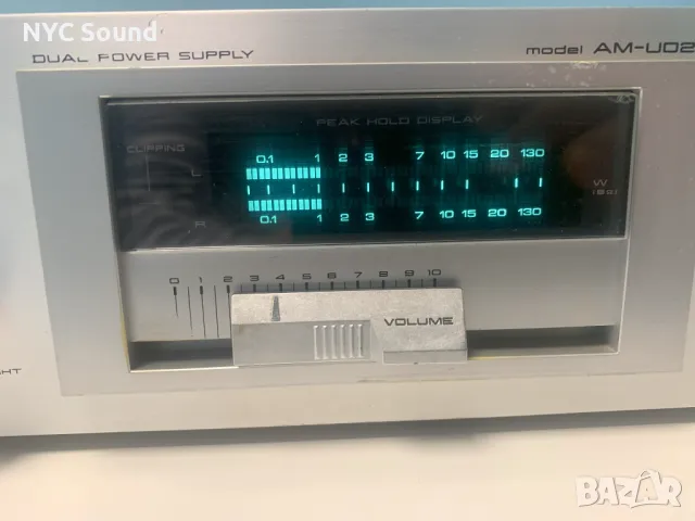 Интегриран усилвател AKAI AM-U02, снимка 3 - Ресийвъри, усилватели, смесителни пултове - 48899755