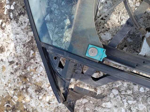 Преден ляв стъклоповдигач Audi A3 8l 2/3 врати, снимка 3 - Части - 52080896