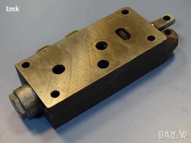 Секция за хидравличен разпределител Хидравлика 346К, снимка 3 - Резервни части за машини - 40618577