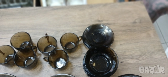 Vereco,France дуралекс сервиз за хранене в тъмно стъкло 33 части, снимка 6 - Сервизи - 52548453