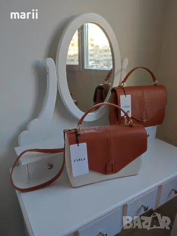 Чанта Furla естествена кожа , снимка 2 - Чанти - 53611318