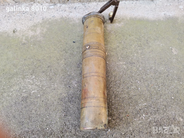 Стара бронзова мелница, снимка 4 - Антикварни и старинни предмети - 53845086