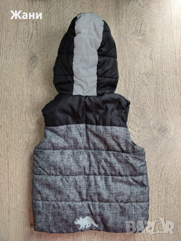 Ватирано яке без ръкави, снимка 2 - Детски якета и елеци - 52679026