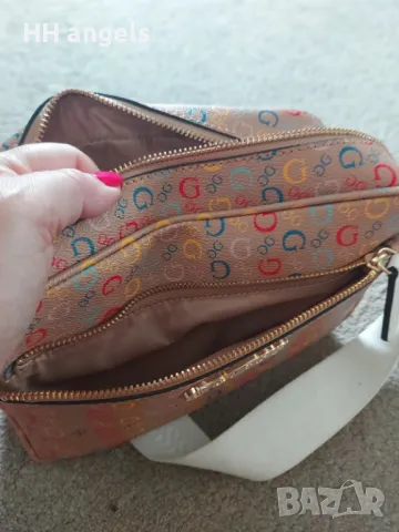 Guess шарена чанта , снимка 10 - Чанти - 49418295
