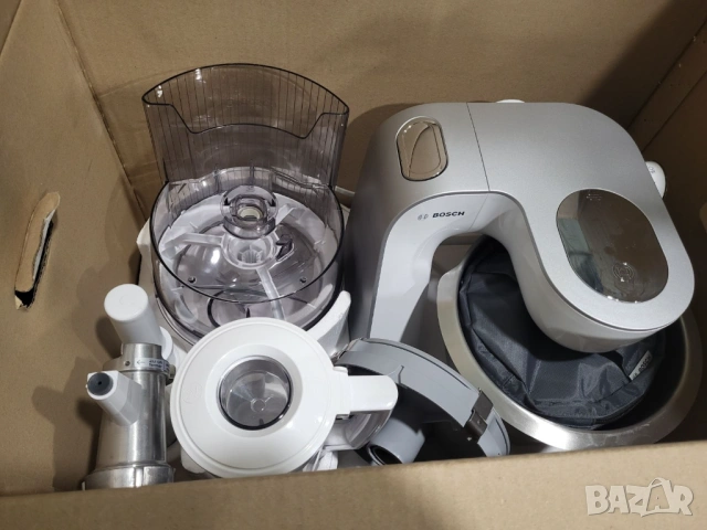 Кухненски робот Bosch MUM54251