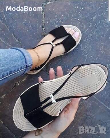 Велурени дамски равни сандали 