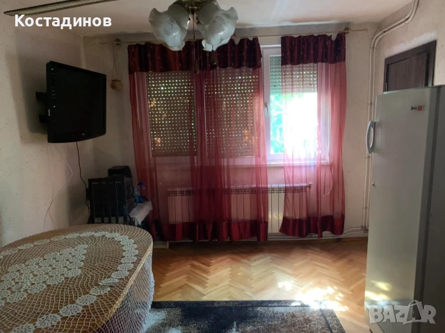 Къща до у-ще Христо Ботев, кралска зона , снимка 8 - Къщи - 50553731