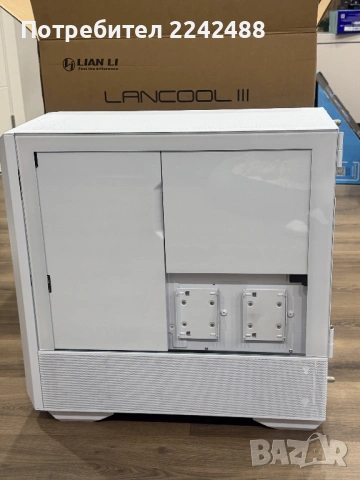 Продавам кутия Lian Li Lancool III RGB Mid-Tower TG White, снимка 7 - Захранвания и кутии - 53415073
