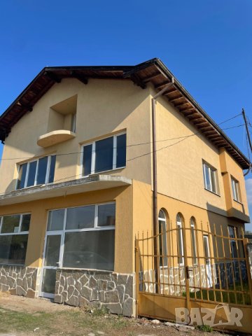 Продава жилищна сграда с търговски обекти, снимка 7 - Къщи - 40433969