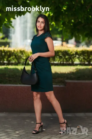 Смарагдово зелена рокля с прикриващ коремчето ефект арт.1344, снимка 2 - Рокли - 55822341