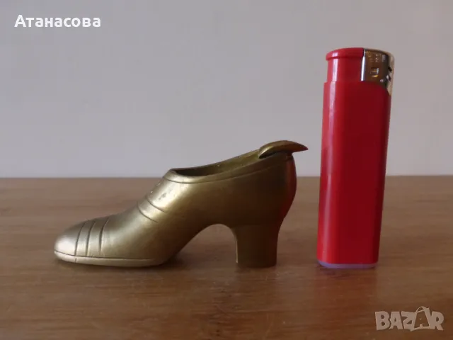 Пепелник Дамска обувка бронз, снимка 9 - Антикварни и старинни предмети - 49235393