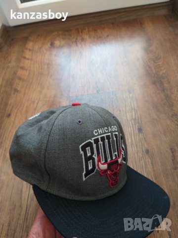 mitchell and ness  - страхотна шапка, снимка 2 - Шапки - 41500066