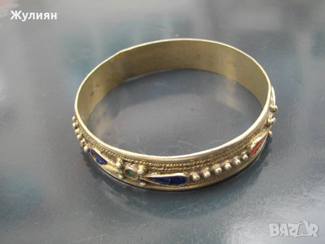 СТАРА ГРИВНА САЧАН С ЕМАЙЛ, снимка 2 - Антикварни и старинни предмети - 42124748