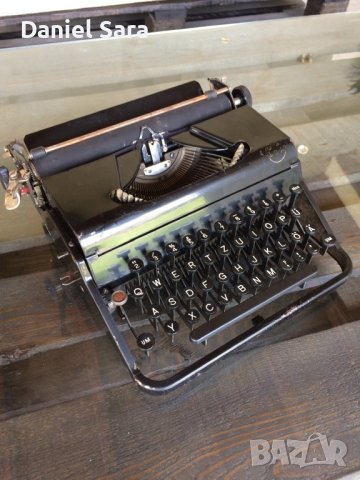 Juwel model 3 - Стара пишеща машина, снимка 1 - Антикварни и старинни предмети - 41104264