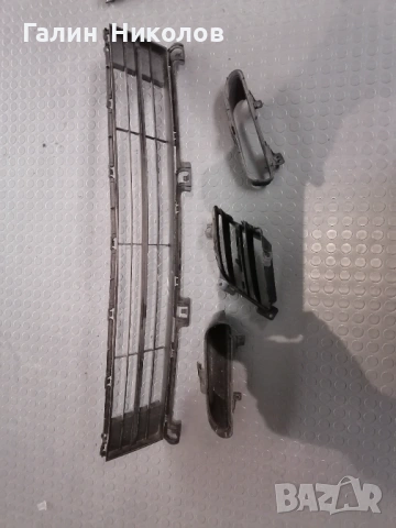 Решетки за Мазда 6, снимка 3 - Части - 53057090