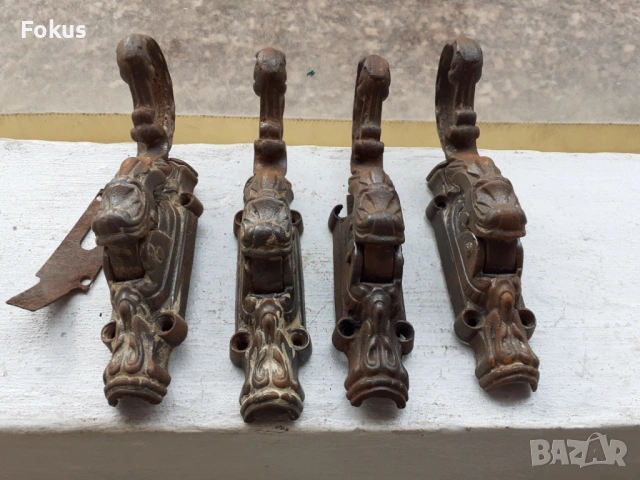 Стари чугунени барокови райбери обков за прозорци