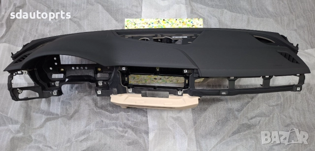 Ново Табло Audi A4 B9 A5 F5 RS4 RS5 8W1857001K Ауди А4 Б9 А5 Ф5 Черно/Бежаво