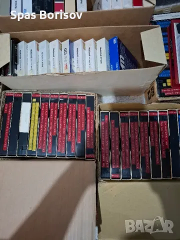 видео касети , снимка 3 - Плейъри, домашно кино, прожектори - 48240401