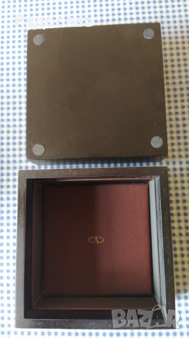 кутия за часовник VALENTINO, снимка 4 - Други - 41096956